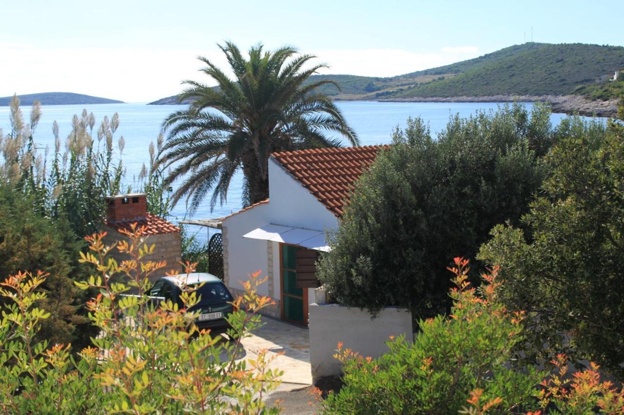 Seaside Holiday House Milna, Vis - 8900 Villa Luaran gambar