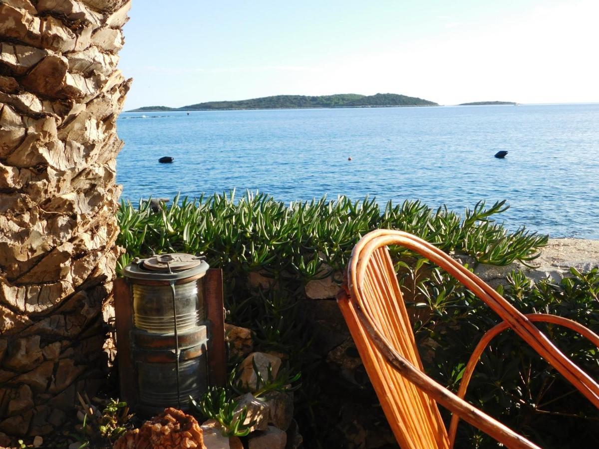 Seaside Holiday House Milna, Vis - 8900 Villa Luaran gambar